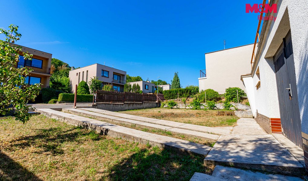 Prodej domu 180 m² s pozemkem 466 m², Chvaletice – náhled fotky 3