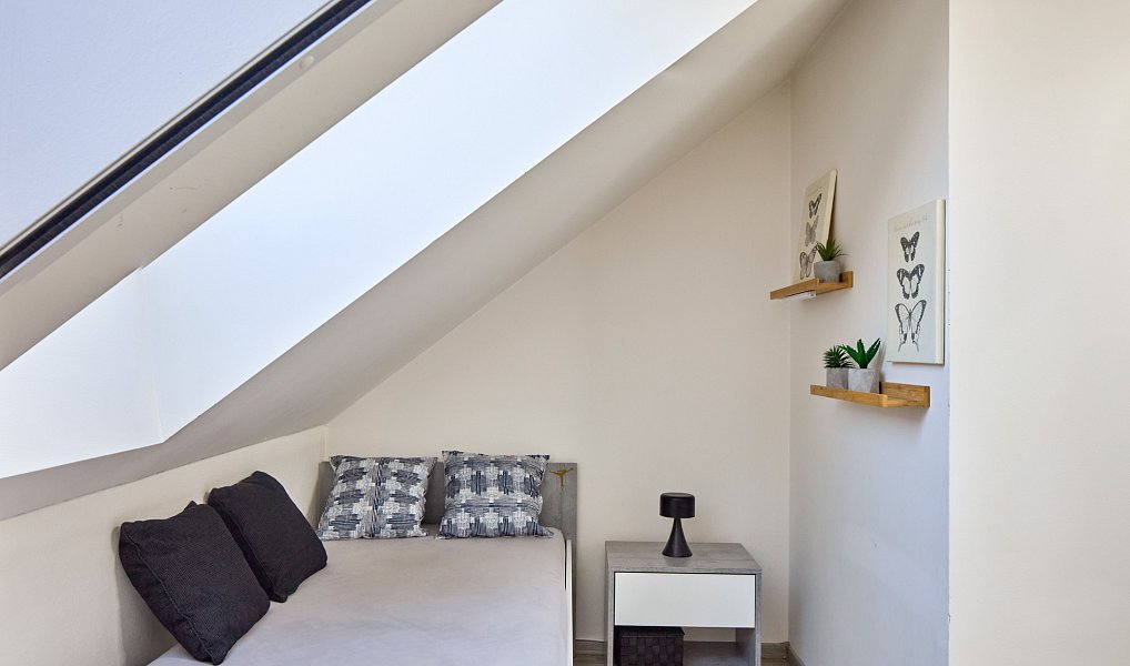 Prodej domu 260 m² s pozemkem 457 m², Ladná – náhled fotky 24