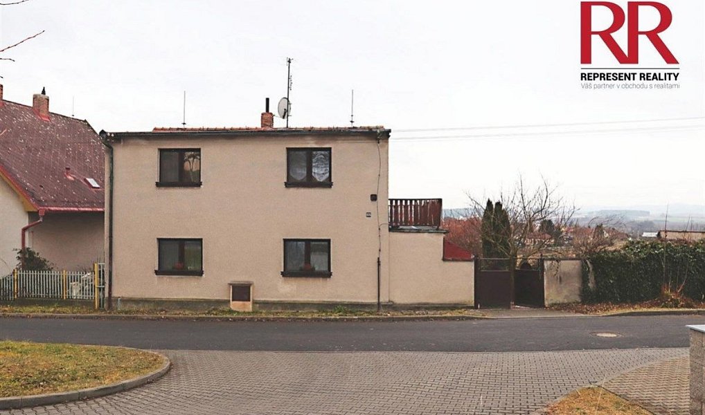 Prodej domu 210 m² s pozemkem 942 m², Chlumčany – náhled fotky 2