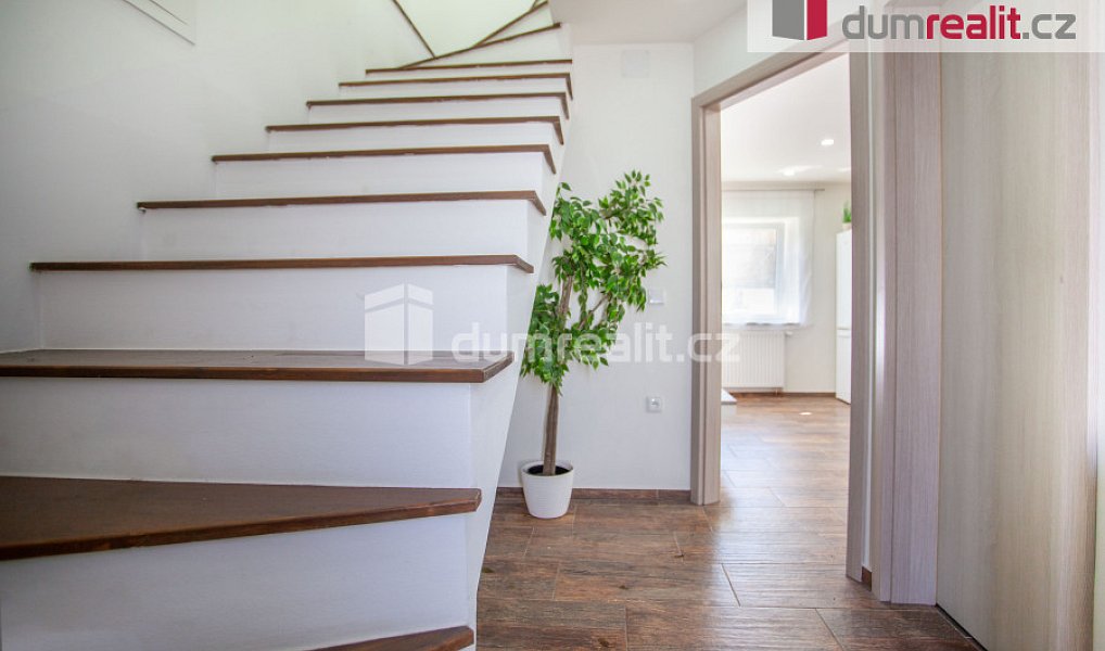 Prodej bytu 3+kk 52 m², Lhenice – náhled fotky 4
