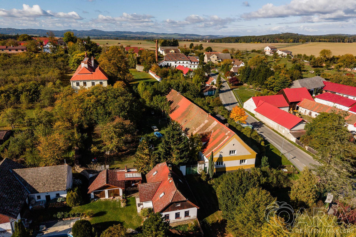 Prodej domu 180 m² s pozemkem 3 970 m²