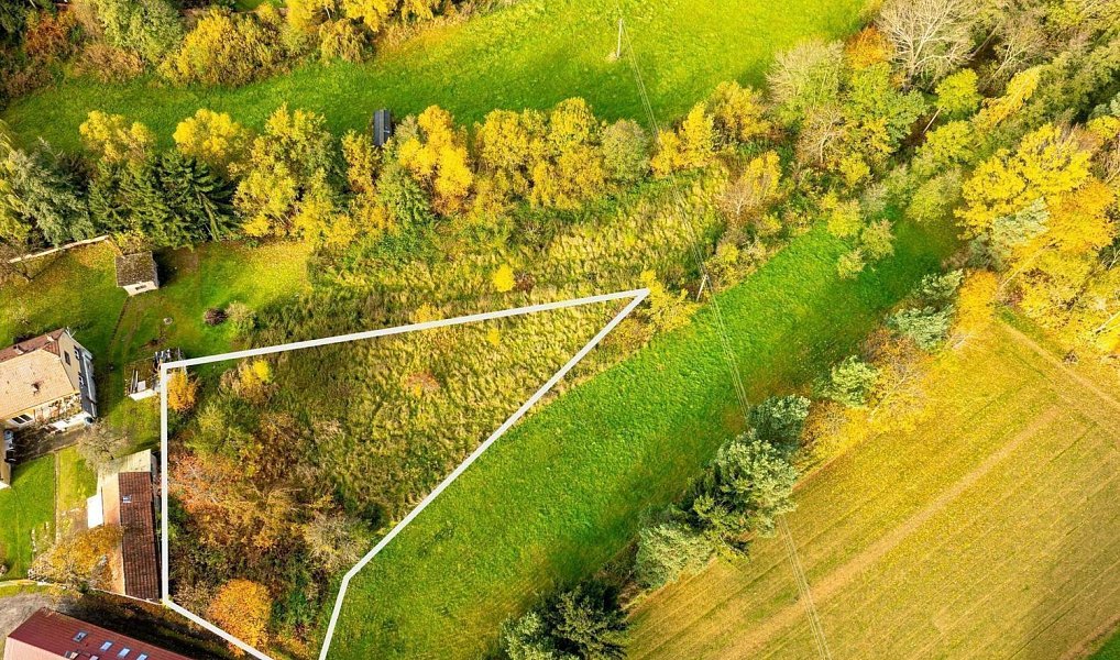 Prodej stavebního pozemku 1 327 m², Bečváry – náhled fotky 9
