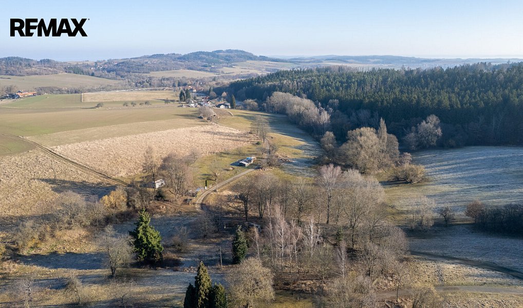 Prodej stavebního pozemku 2 465 m², Votice – náhled fotky 4