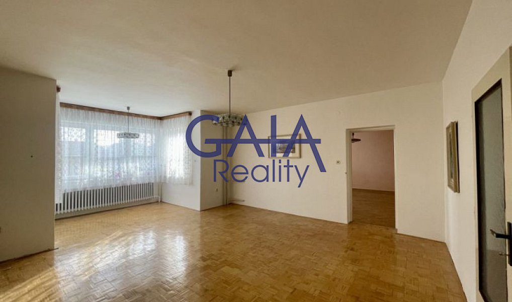 Prodej domu 230 m² s pozemkem 1 033 m², Veselí nad Moravou – náhled fotky 3