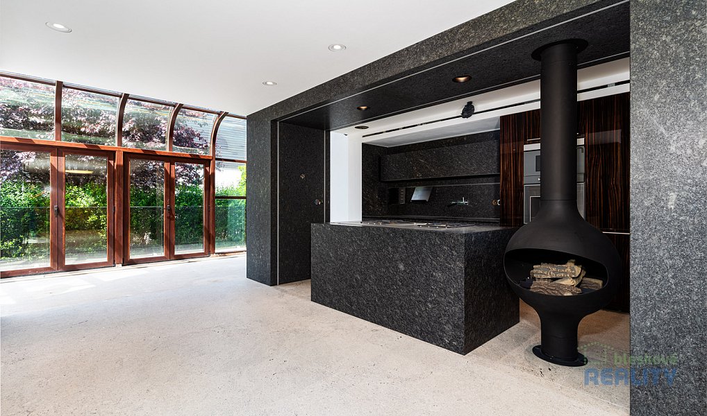 Prodej domu 241 m² s pozemkem 804 m², Praha – náhled fotky 5
