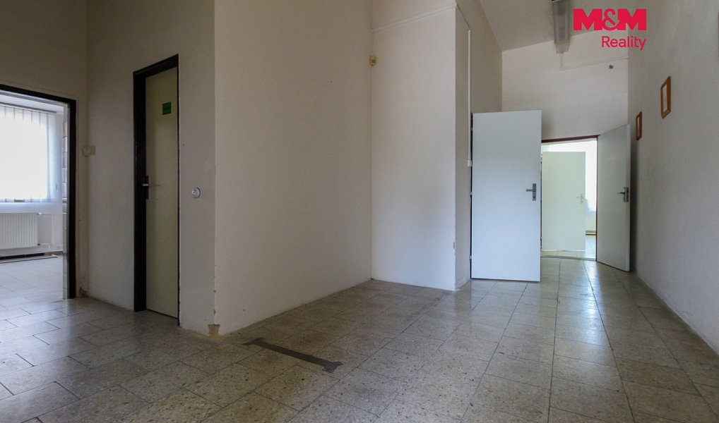 Prodej obchodních prostor 1 051 m², Jeseník – náhled fotky 23