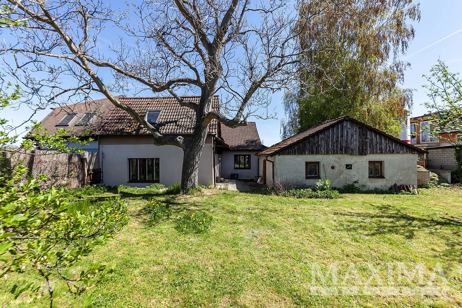 Prodej domu 230 m² s pozemkem 654 m² – fotografie 2