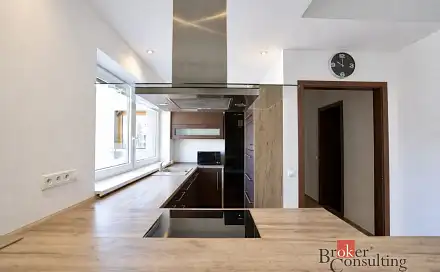 Pronájem bytu 3+kk 66 m²