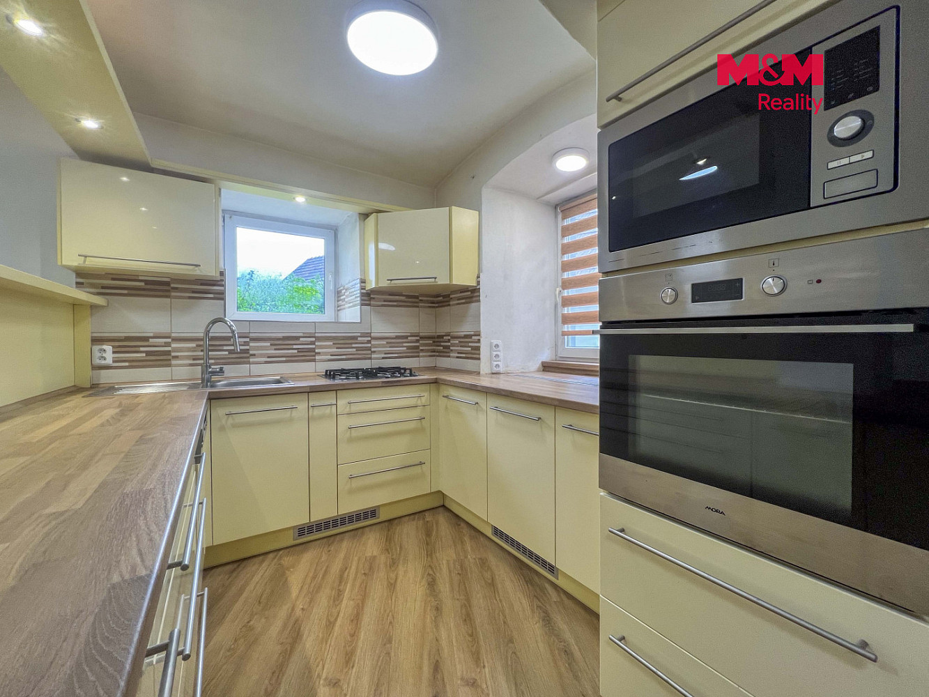 Prodej domu 226 m² s pozemkem 1 039 m² – fotografie 4
