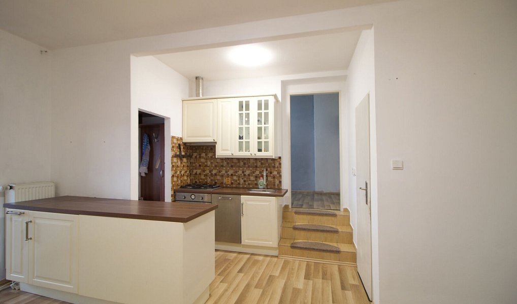 Pronájem bytu 2+kk 42 m², Líně – náhled fotky 6