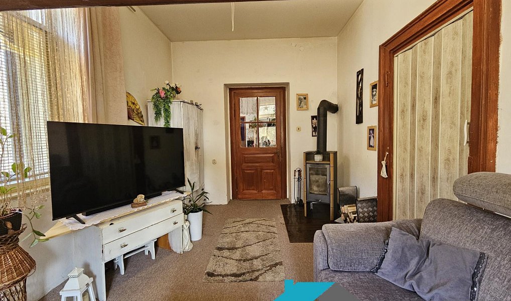 Prodej bytu 3+1 64 m², Záchlumí – fotka 1 z 9