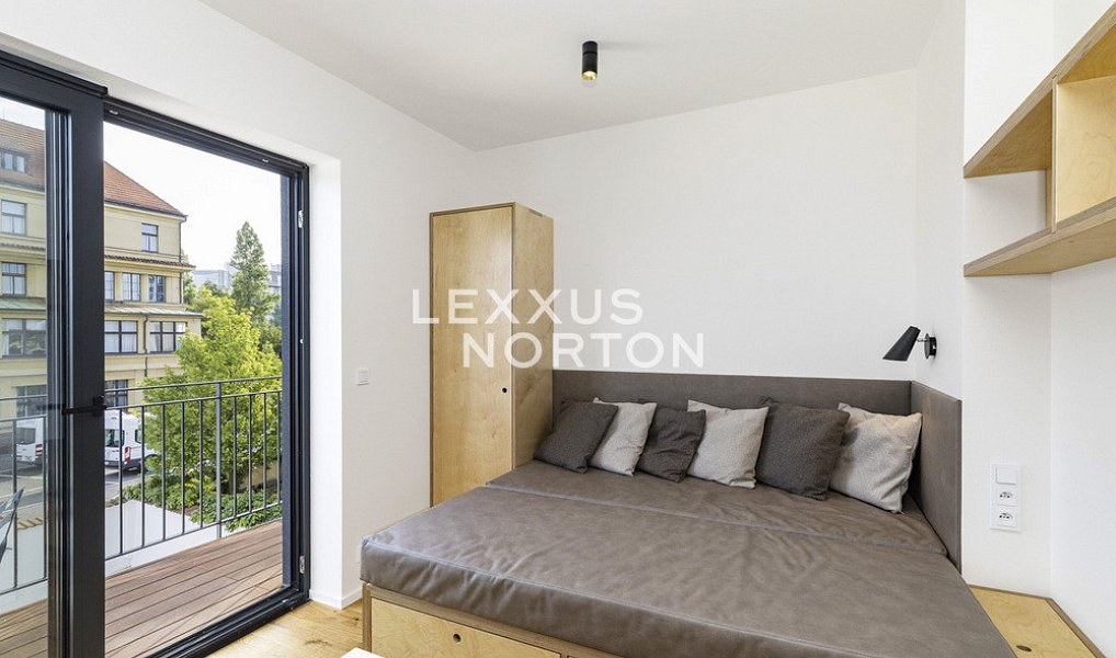 Pronájem bytu 1+kk 27 m², Praha – náhled fotky 3