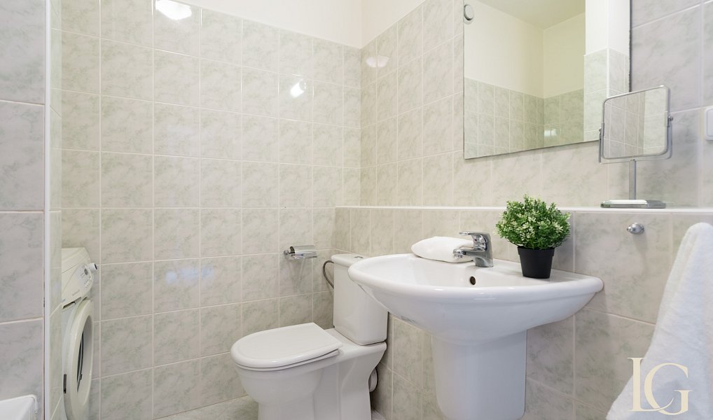 Prodej bytu 2+kk 62 m², Praha – náhled fotky 22