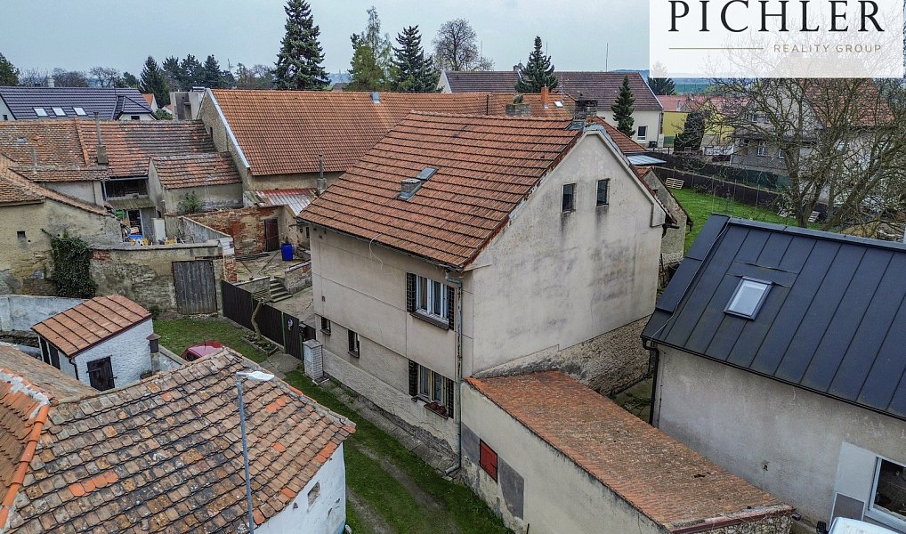 Prodej domu 171 m² s pozemkem 226 m², Úžice – náhled fotky 47