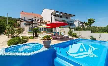 Prodej domu 260 m² s pozemkem 753 m², Slatine, Čiovo, Chorvatsko