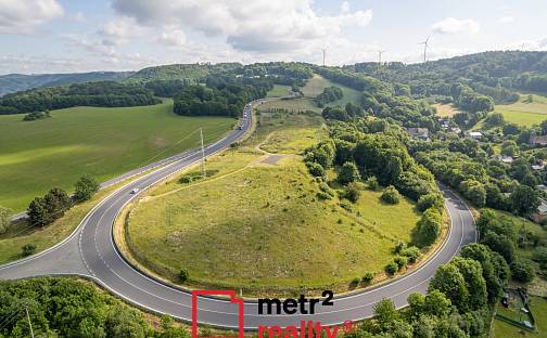 Prodej komerčního pozemku 35 315 m², Lipina, okres Olomouc