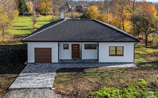 Prodej domu 144 m² s pozemkem 2 065 m², Rymice, okres Kroměříž