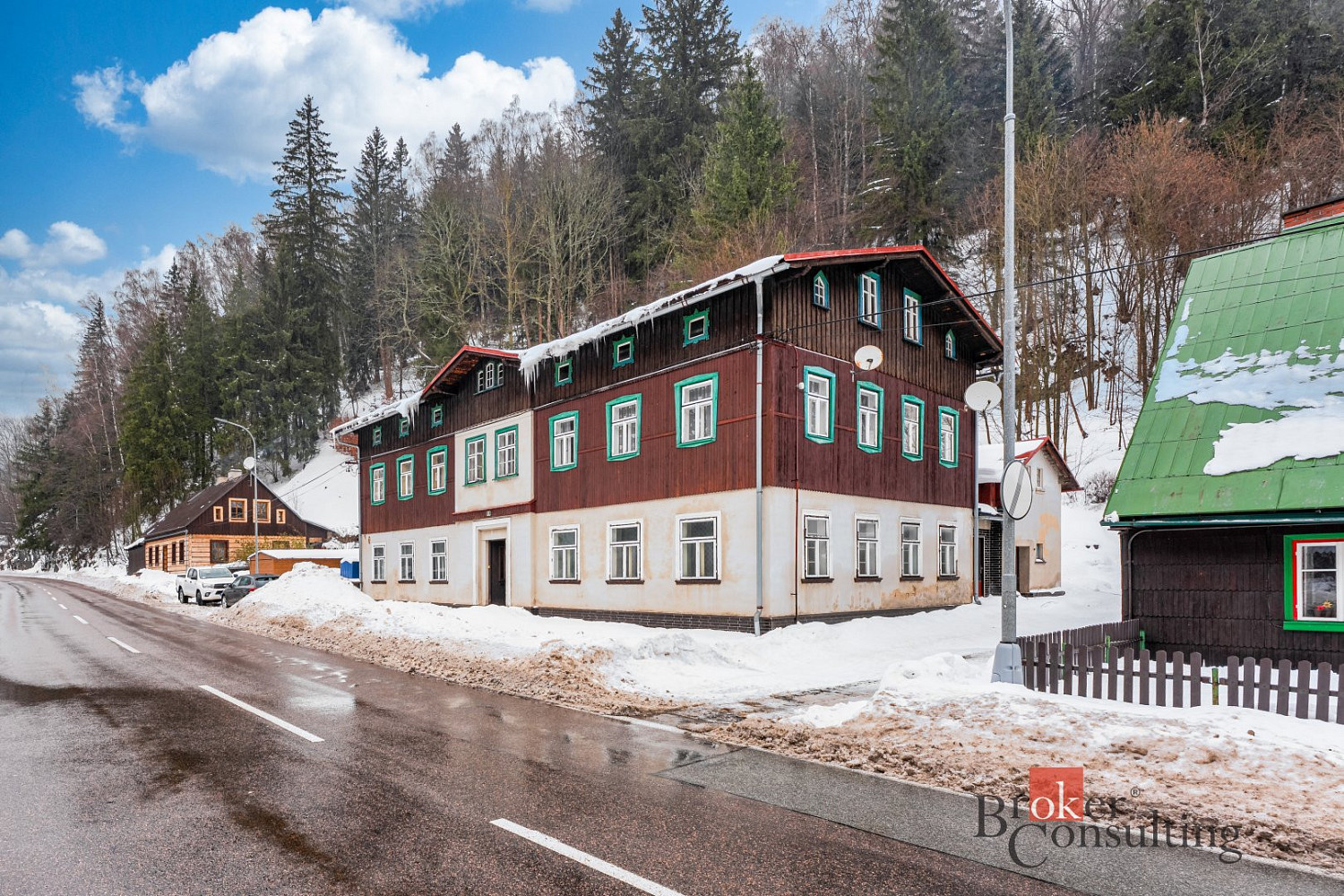 Prodej domu 400 m² s pozemkem 515 m²