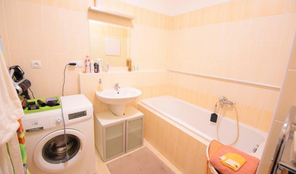 Pronájem bytu 1+kk 40 m², Beroun – náhled fotky 18