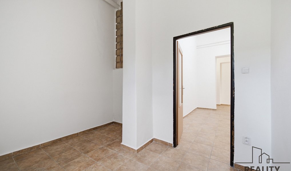 Pronájem obchodních prostor 230 m², Pardubice – náhled fotky 10