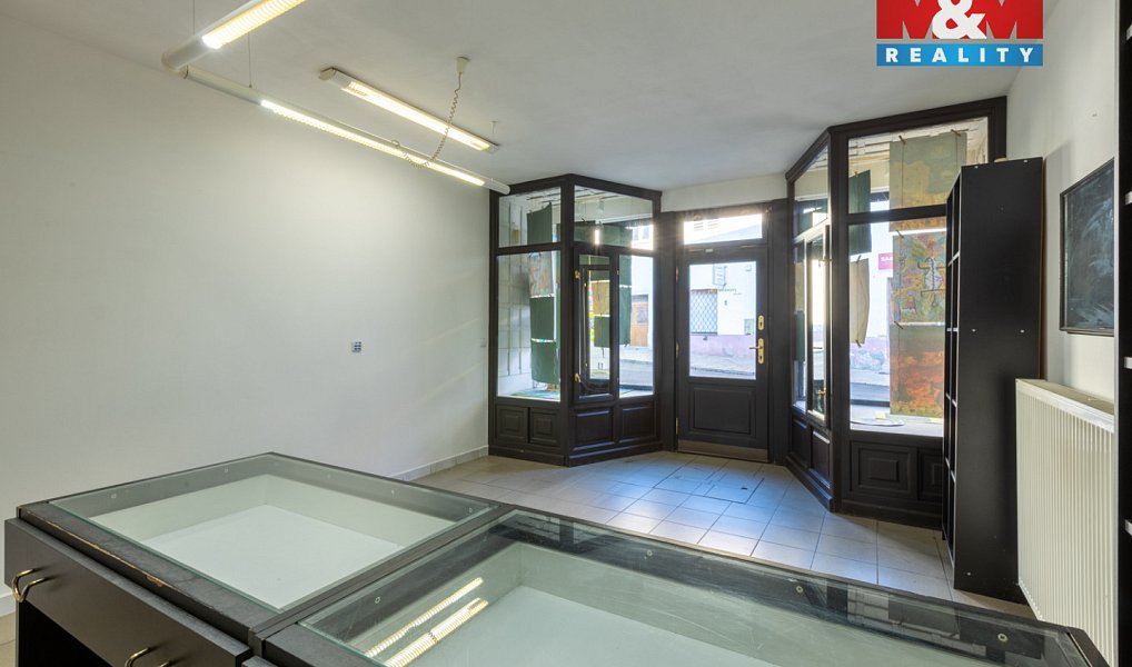 Prodej obchodních prostor 440 m², Postoloprty – náhled fotky 30