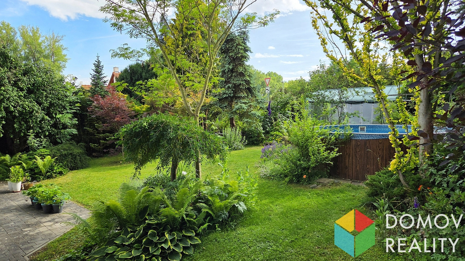 Prodej domu 177 m² s pozemkem 1 058 m² — photo 2