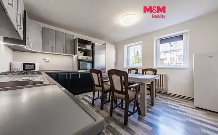 Prodej domu 108 m² s pozemkem 438 m², Průběžná, Bobnice, okres Nymburk