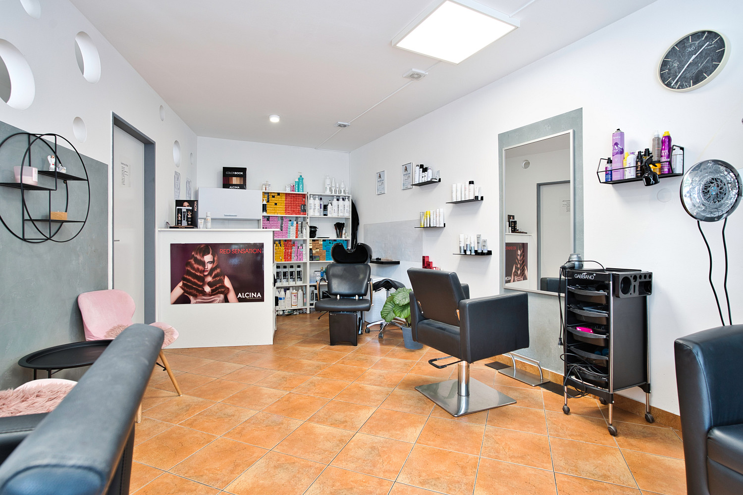 Pronájem obchodních prostor 31 m² – fotografie 2