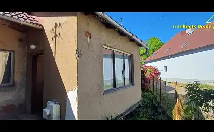 Prodej domu 81 m² s pozemkem 2 227 m², Neveklov - Blažim, okres Benešov