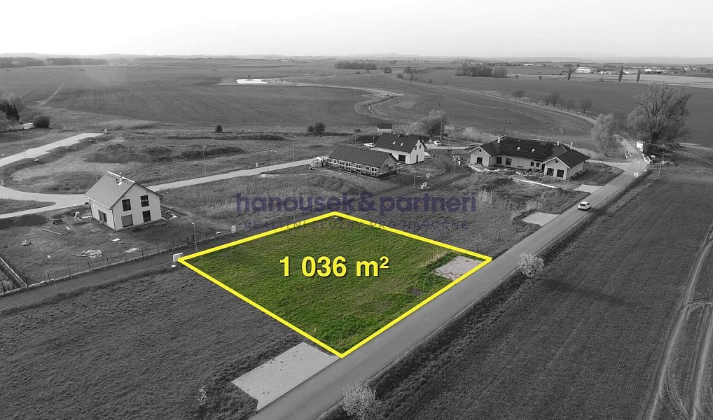 Prodej stavebního pozemku 1 036 m², Divec – náhled fotky 3
