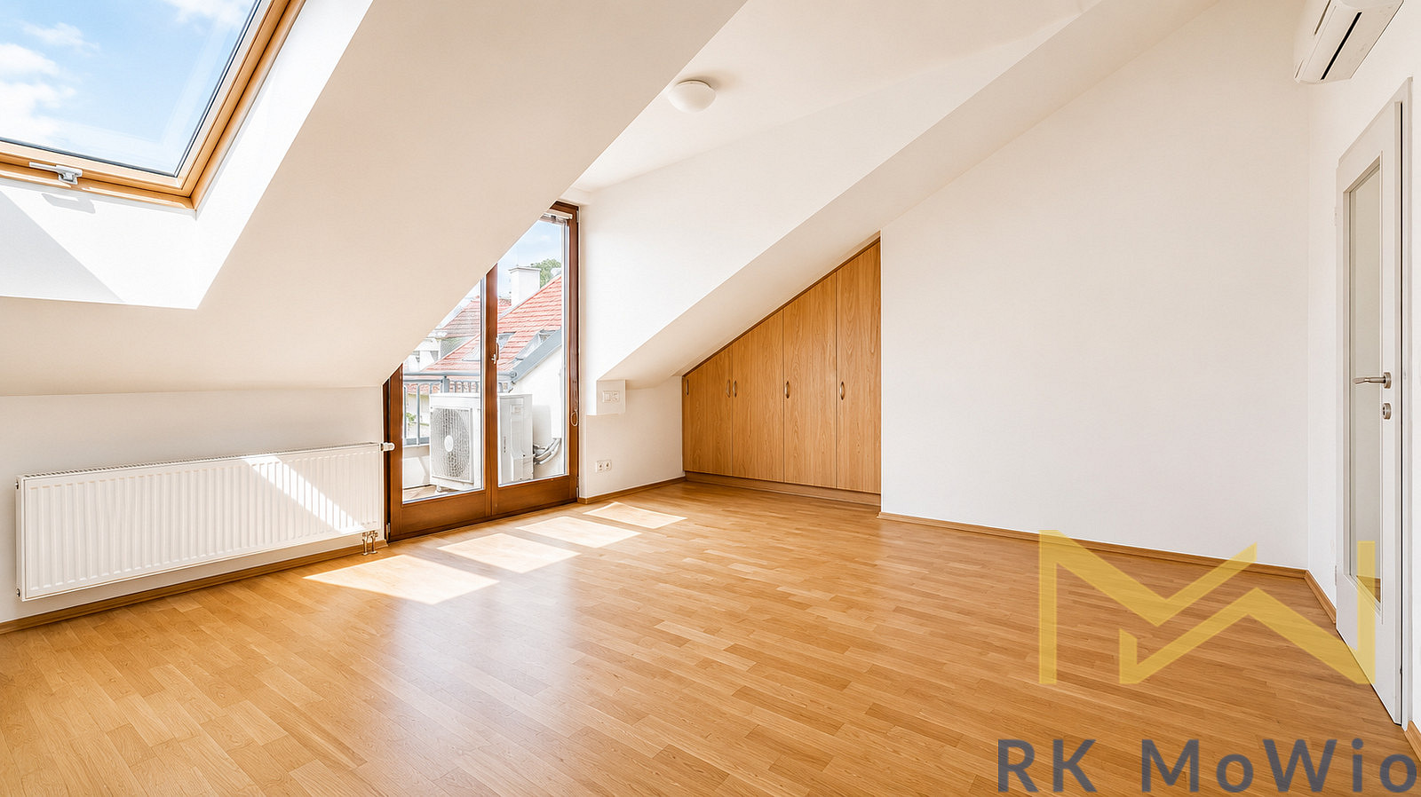 Pronájem bytu 5+1 168 m² — photo 3