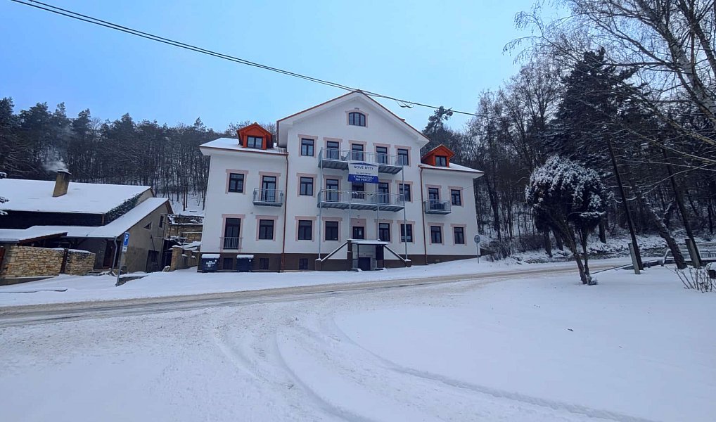 Pronájem bytu 2+kk 59 m², Peruc – náhled fotky 23