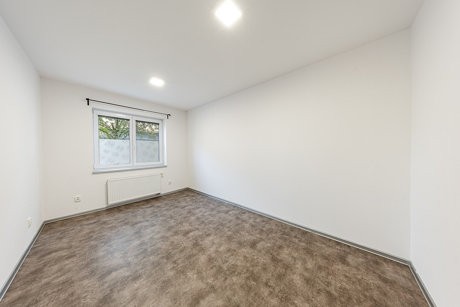 Pronájem bytu 2+1 49 m² – fotografie 5