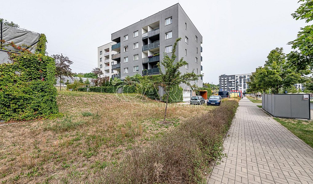 Prodej bytu 1+kk 33 m², Praha – náhled fotky 8