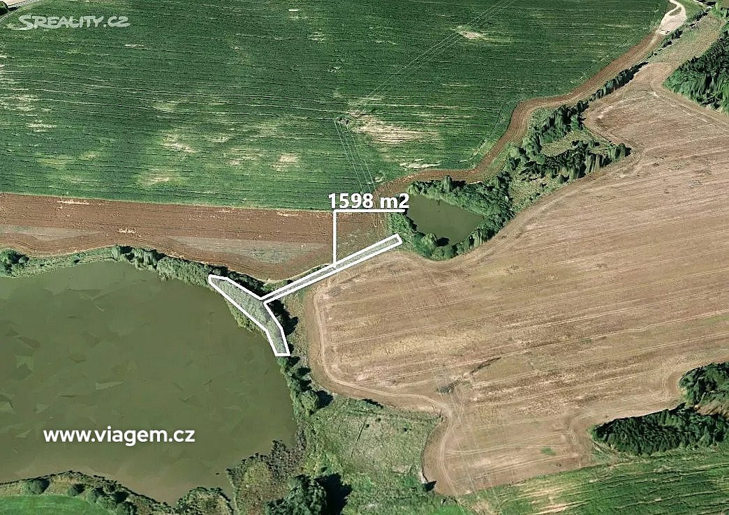 Prodej pole 399 m²
