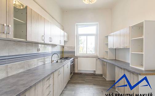 Prodej bytu 2+1 76 m², Ostravská, Český Těšín, okres Karviná