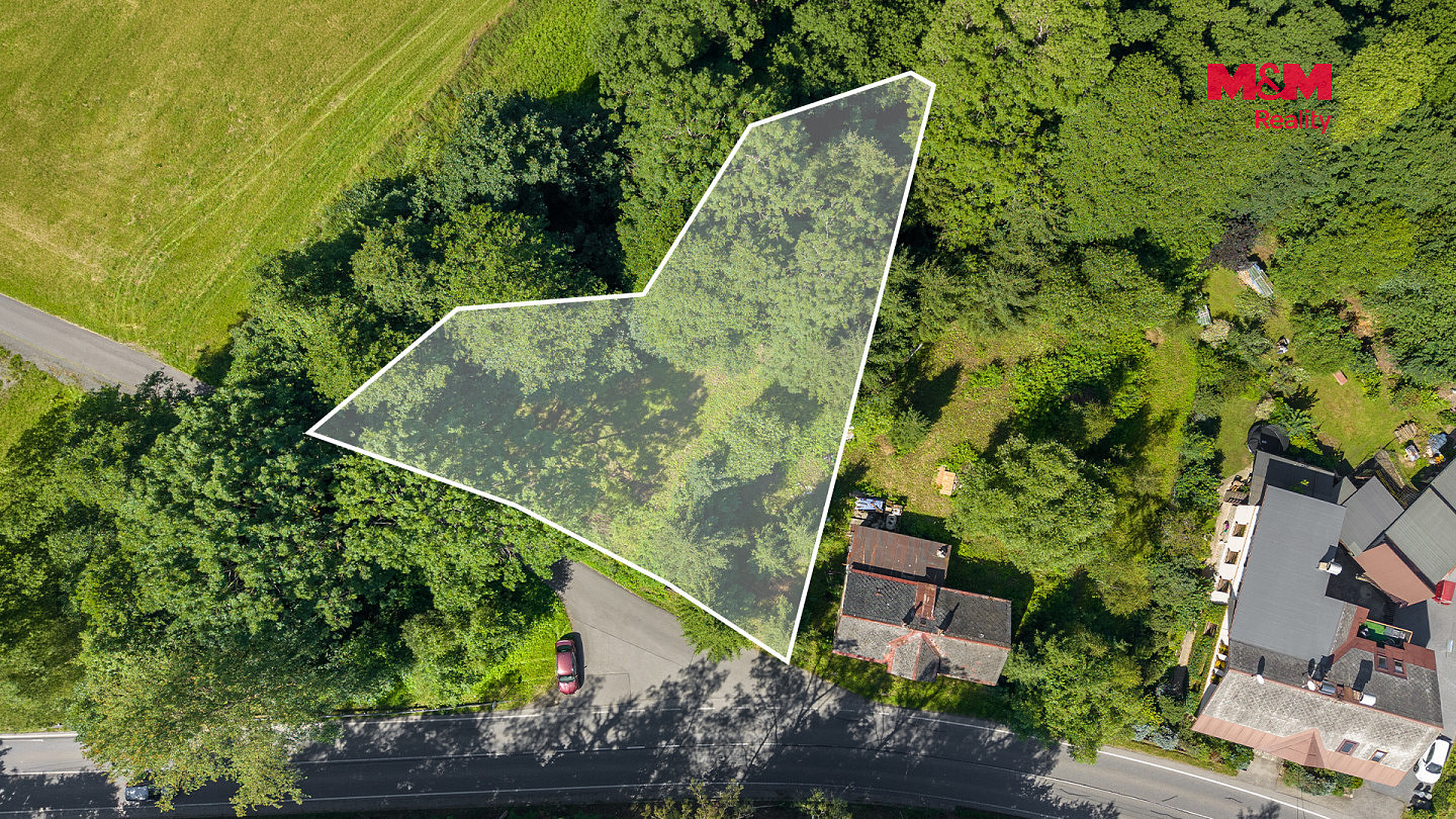 Prodej stavebního pozemku 1 006 m² – fotografie 2