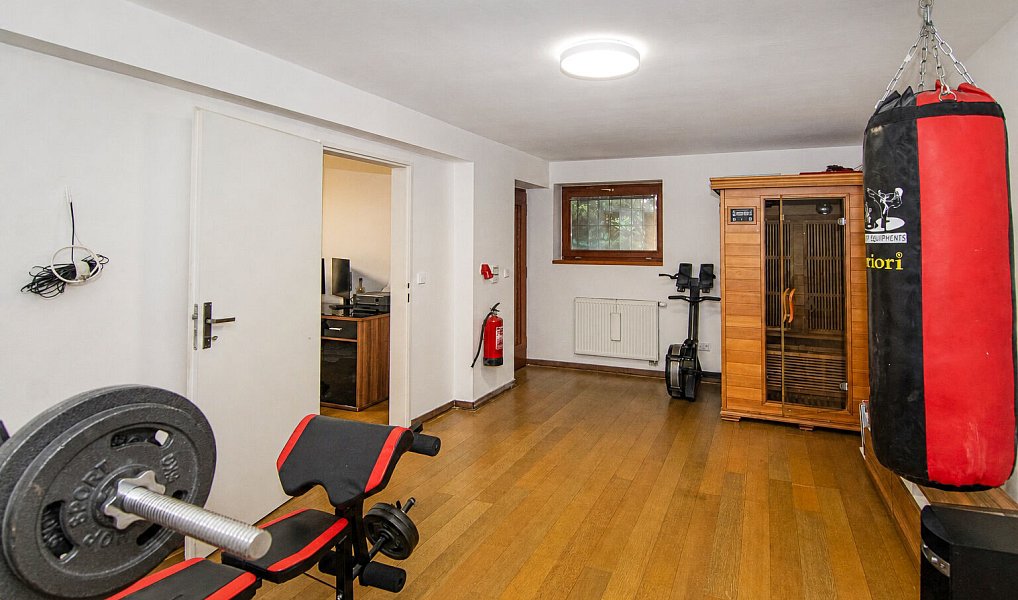 Prodej domu 258 m² s pozemkem 756 m², Praha – náhled fotky 37