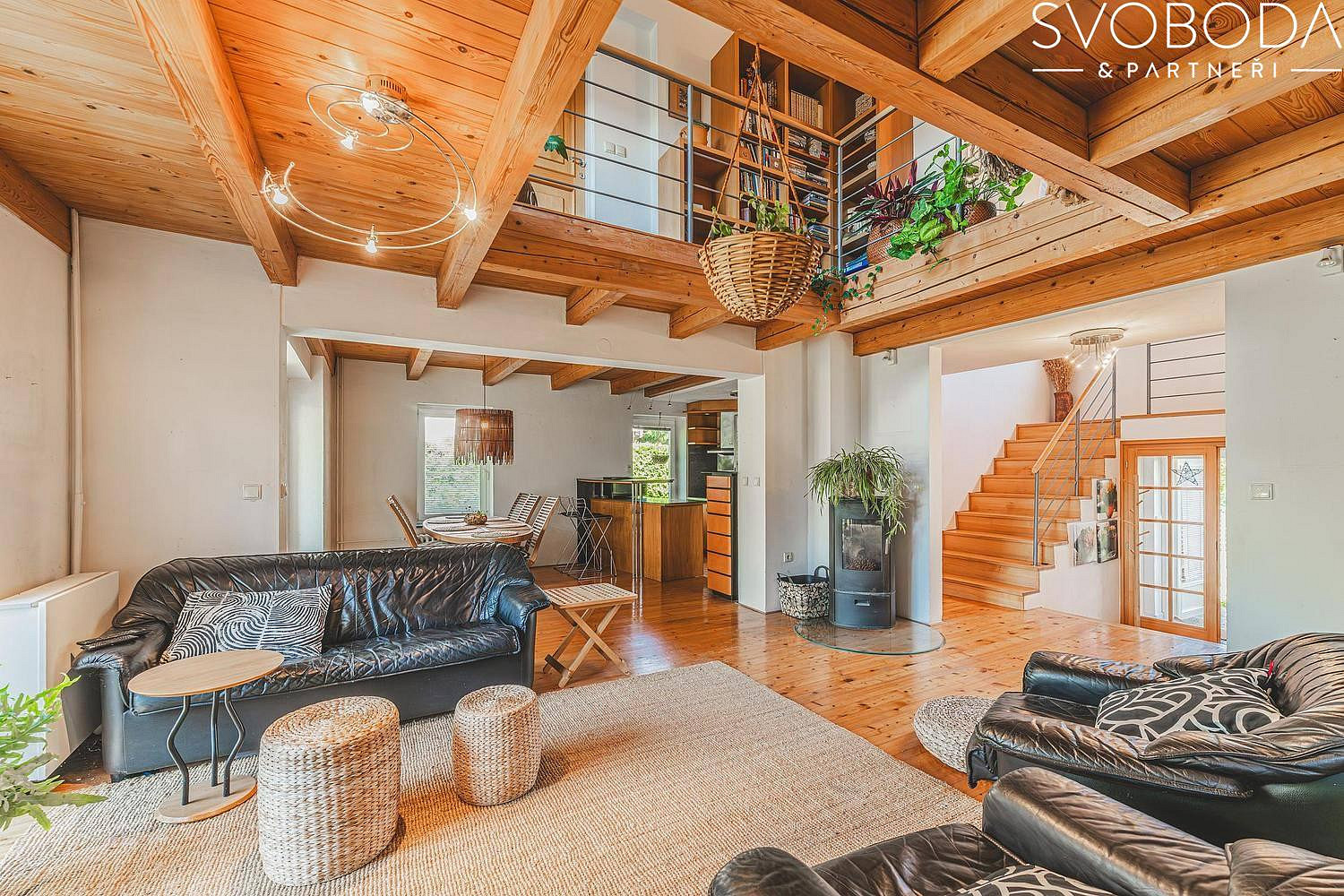 Prodej domu 300 m² s pozemkem 1 176 m² – fotografie 4