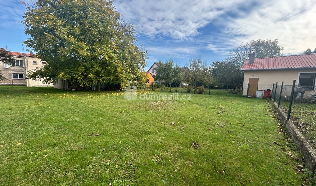 Prodej domu 235 m² s pozemkem 1 218 m², Radovesnice II – náhled fotky 10