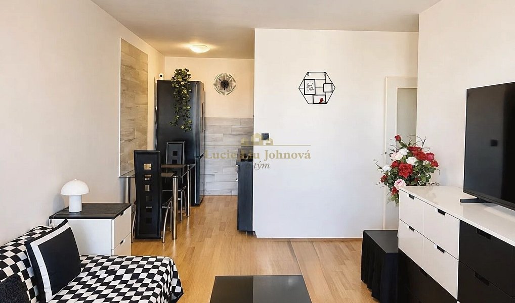 Prodej bytu 2+kk 41 m², Praha – náhled fotky 3