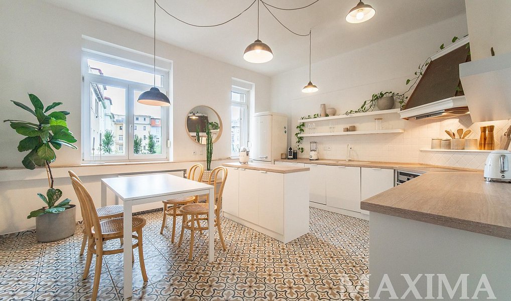 Prodej bytu 3+1 136 m², Praha – fotka 1 z 21