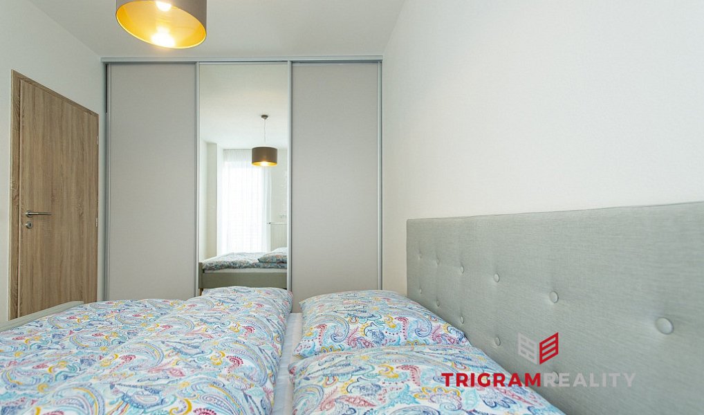 Pronájem bytu 2+kk 46 m², Hradec Králové – náhled fotky 8