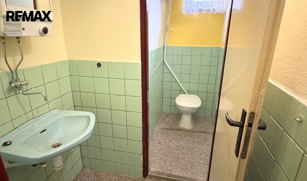 Prodej nájemního domu, činžáku 490 m², Pelhřimov – náhled fotky 8