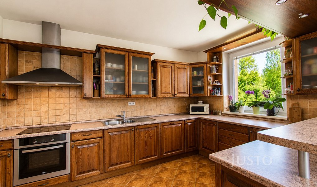 Prodej domu 425 m² s pozemkem 1 449 m², Příbor – náhled fotky 13