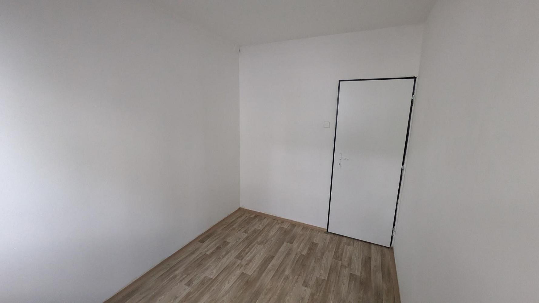 Pronájem bytu 3+1 53 m² – fotografie 5