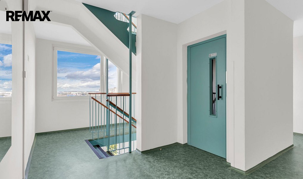 Prodej bytu 2+kk 43 m², Praha – náhled fotky 19