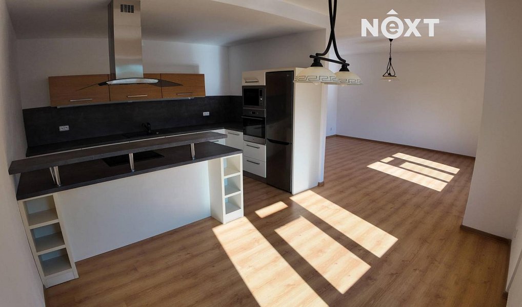 Pronájem bytu 2+kk 81 m², Hradec Králové – náhled fotky 8