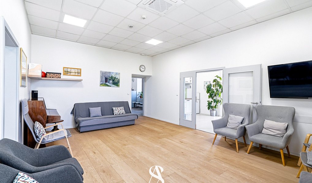 Prodej komerčního objektu (jiného typu) 348 m², Olomouc – náhled fotky 8
