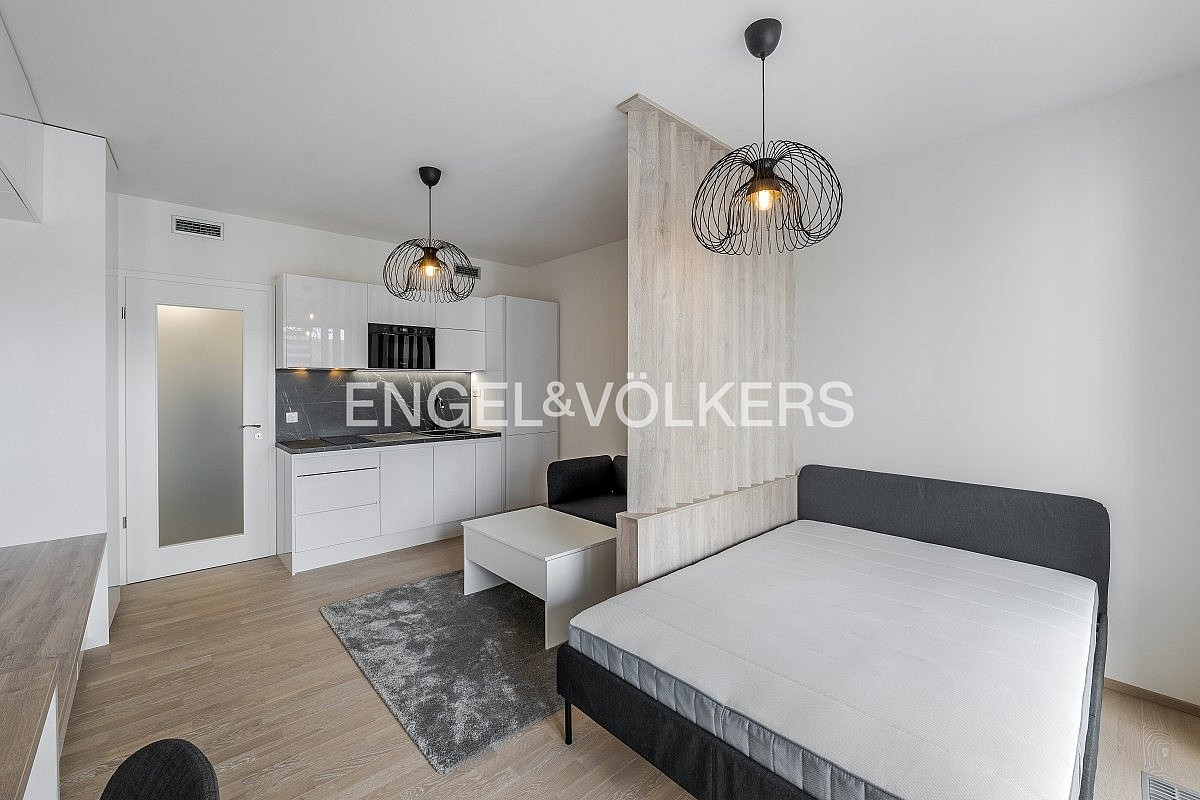 Pronájem bytu 1+kk 32 m² – fotografie 3